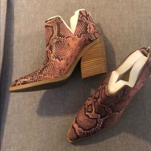 Vince Camuto booties